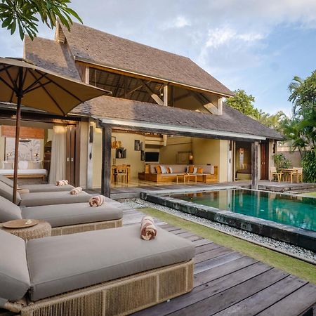 Space Villas Bali Seminyak  Ngoại thất bức ảnh